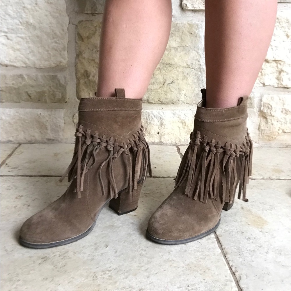 Sbicca Vintage Collection fringe bootie sz 7.5